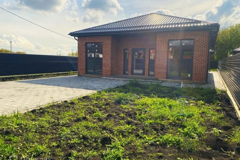 Продаётся 1-этажный дом, 160 м²