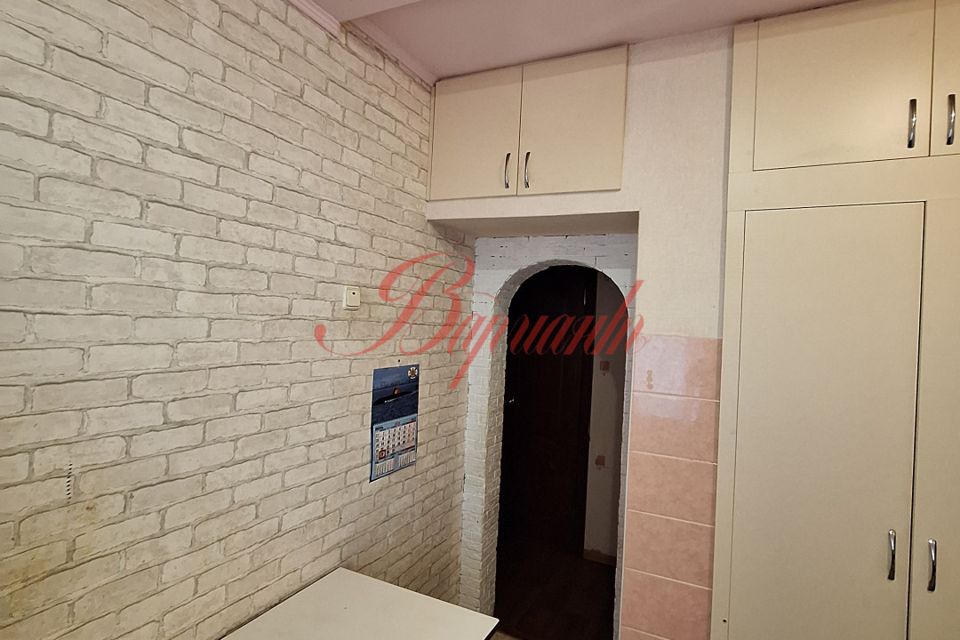 Продаётся 2-комнатная квартира, 40.6 м²