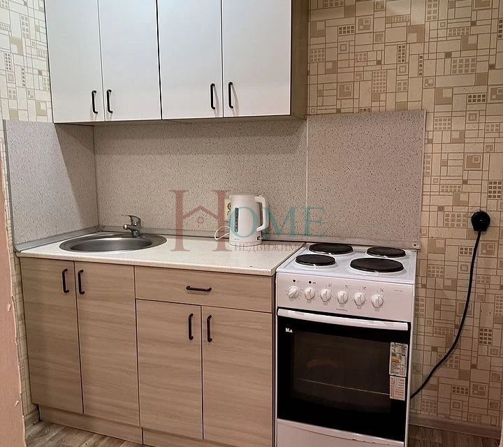 Сдаётся 1-комнатная квартира, 38 м²