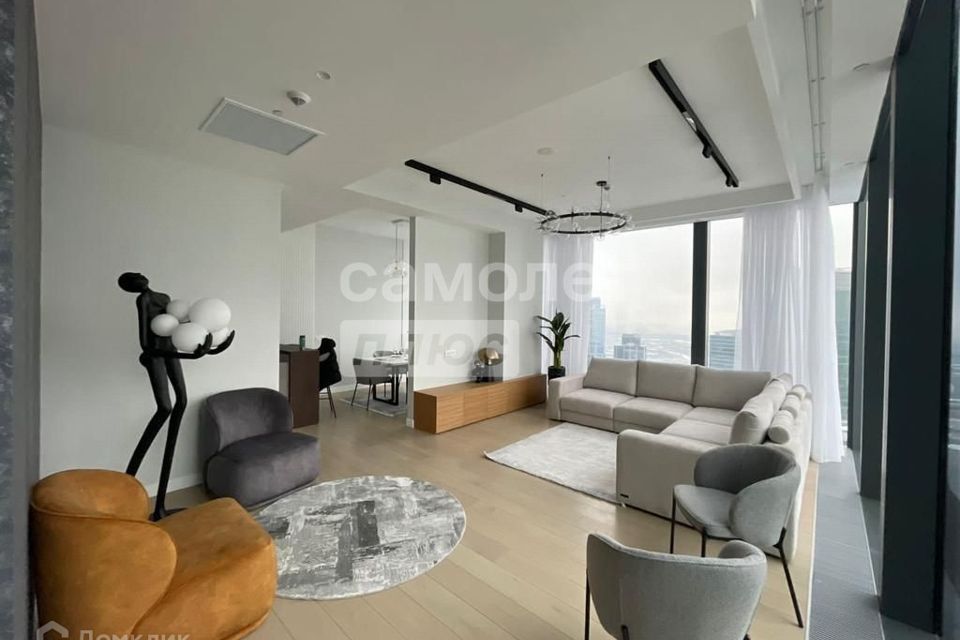 Продаётся 2-комнатная квартира, 78.2 м²