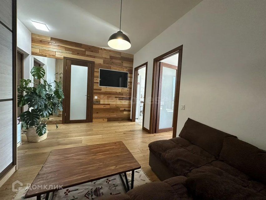 Продаётся 1-комнатная квартира, 46 м²