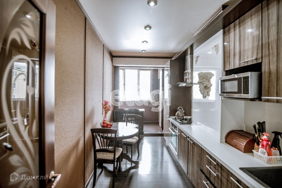 Продаётся 1-комнатная квартира, 38 м²