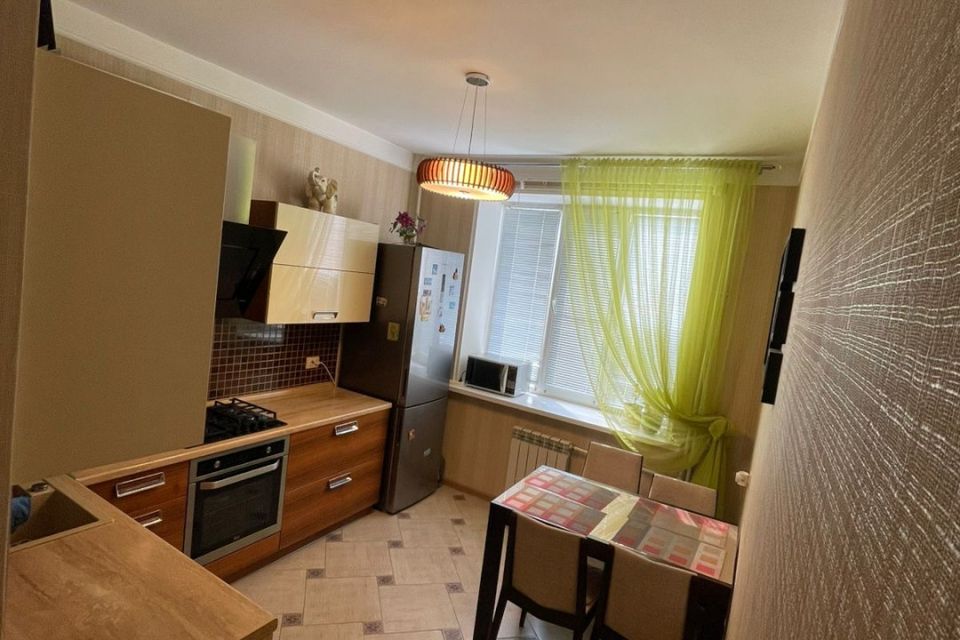 Продаётся 3-комнатная квартира, 76 м²