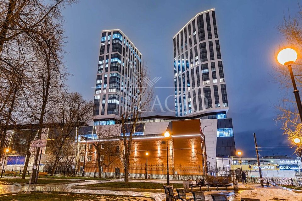 Продаётся 2-комнатная квартира, 80.4 м²