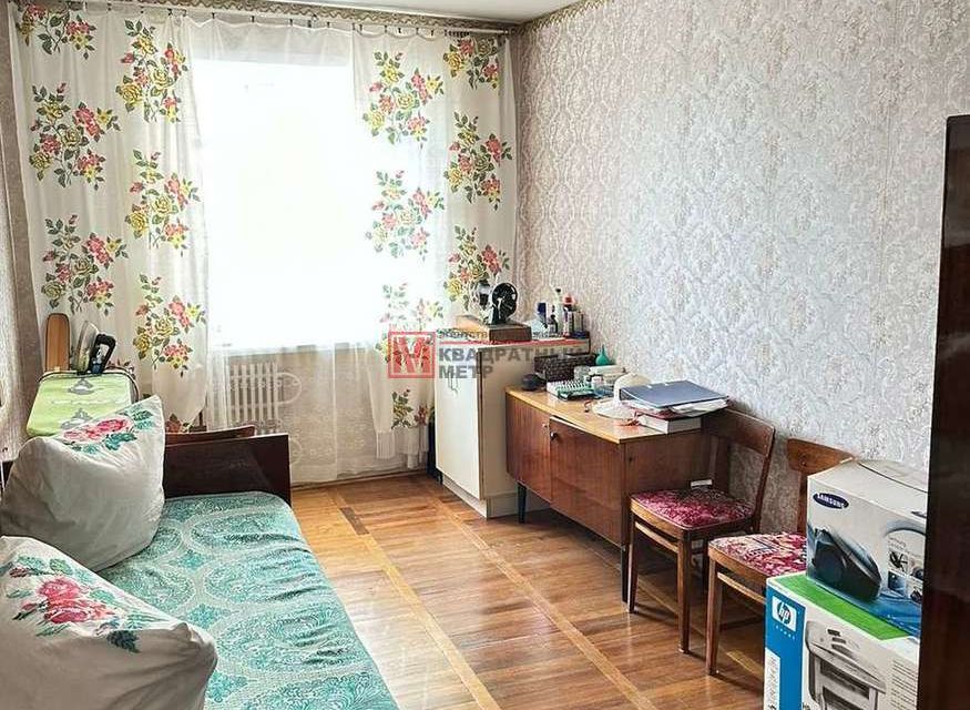 Продаётся 4-комнатная квартира, 71.8 м²