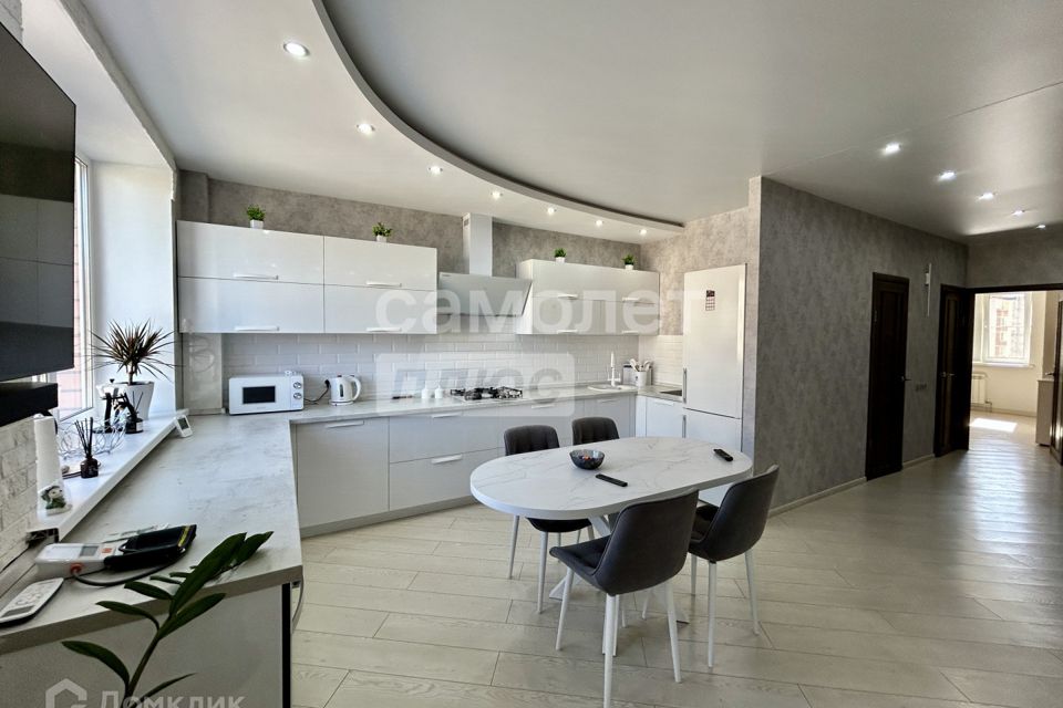 Продаётся 2-комнатная квартира, 75 м²
