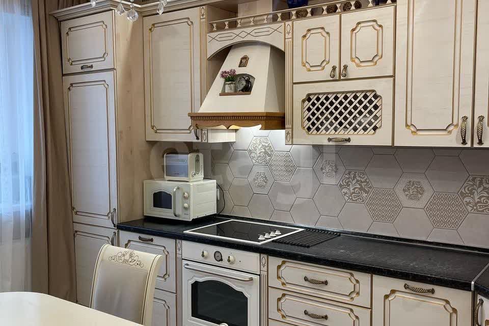 Продаётся 2-комнатная квартира, 62.2 м²