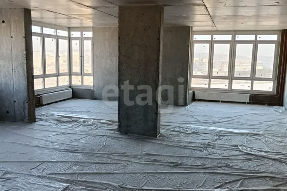 Продаётся 4-комнатная квартира, 80 м²