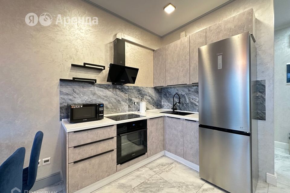 Сдаётся 2-комнатная квартира, 70 м²
