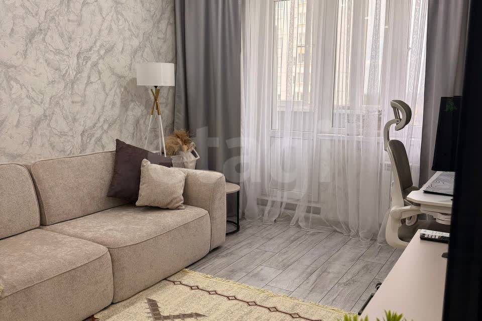 Продаётся 1-комнатная квартира, 38 м²