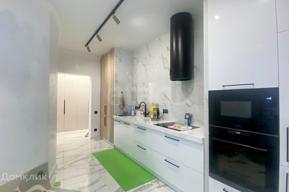 Продаётся 2-комнатная квартира, 55.7 м²