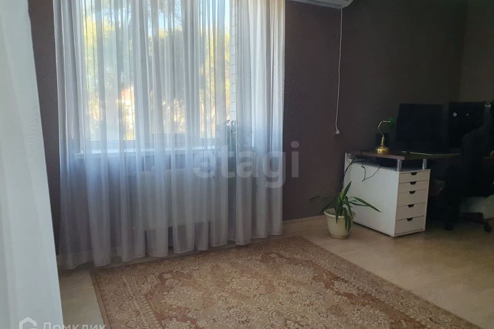 Продаётся 1-комнатная квартира, 51.4 м²
