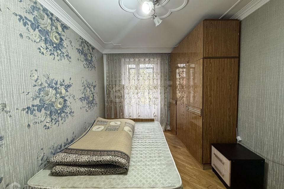 Сдаётся 4-комнатная квартира, 75 м²