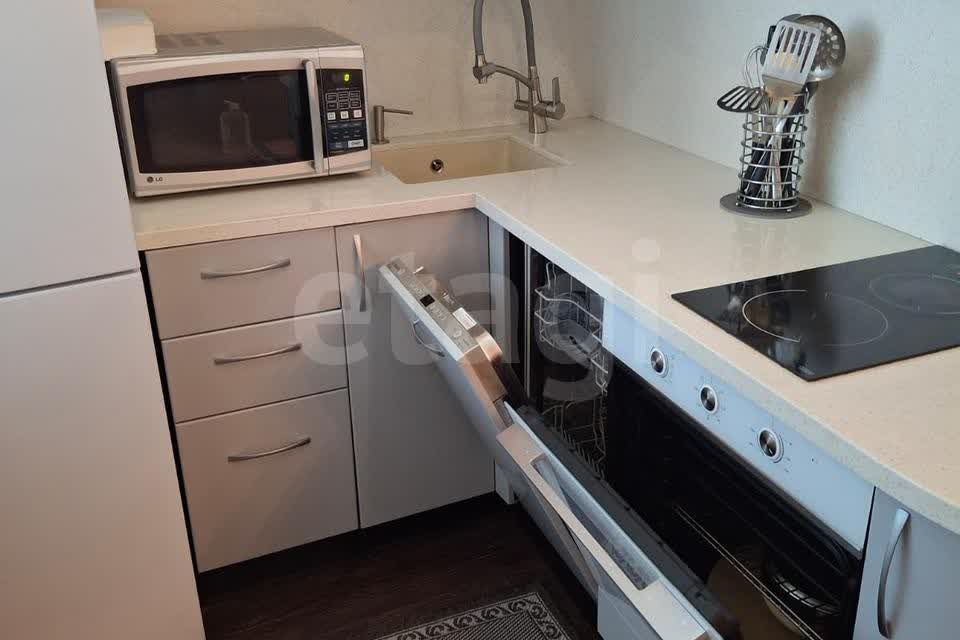 Продаётся 2-комнатная квартира, 47.5 м²