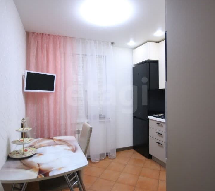 Продаётся 3-комнатная квартира, 66.3 м²