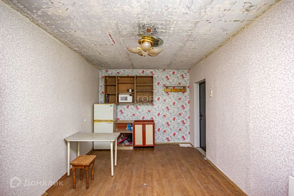 Продаётся комната в 1-комн. квартире, 25 м²