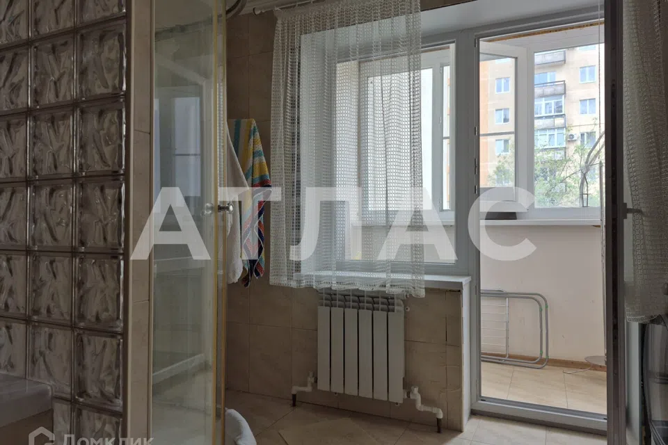 Продаётся 4-комнатная квартира, 108 м²