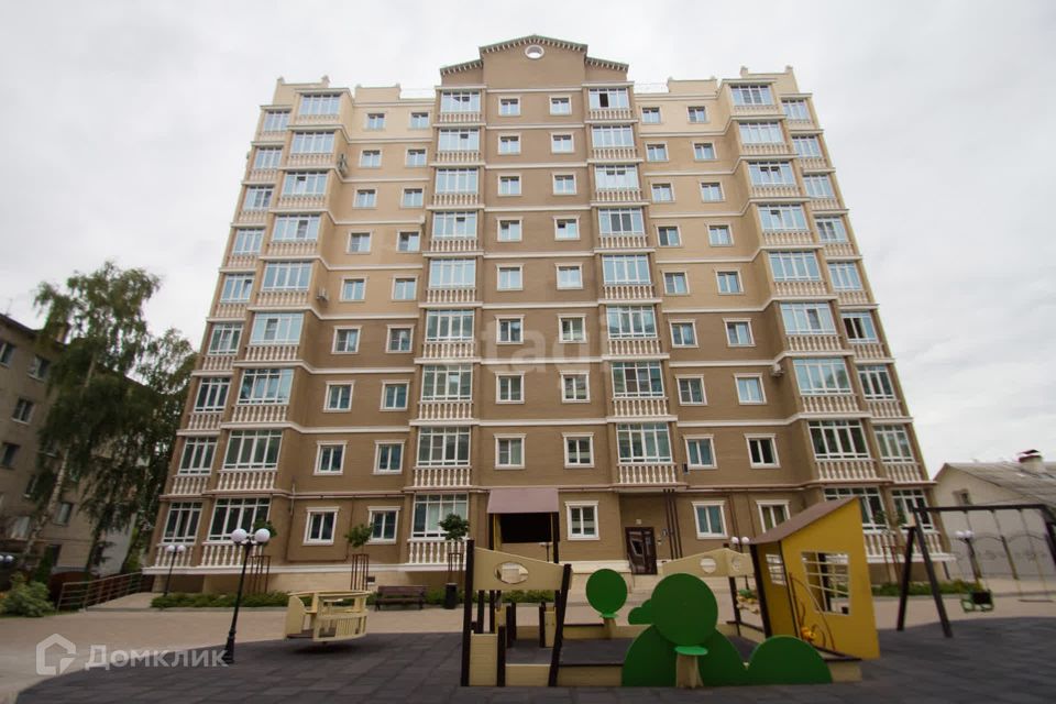 Продаётся 1-комнатная квартира, 77.5 м²