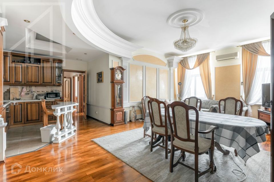 Сдаётся 4-комнатная квартира, 112 м²