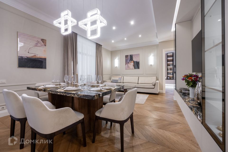 Продаётся 3-комнатная квартира, 126 м²