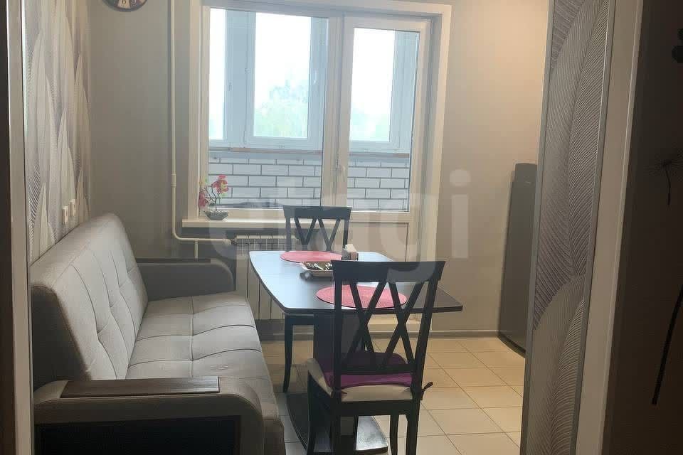 Продаётся 1-комнатная квартира, 42.1 м²