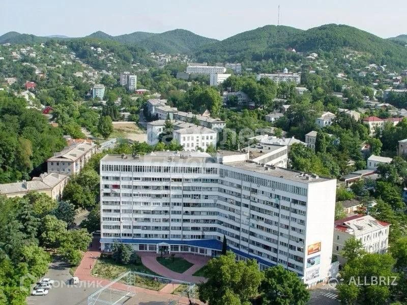 Сдаётся 3-комнатная квартира, 55.6 м²