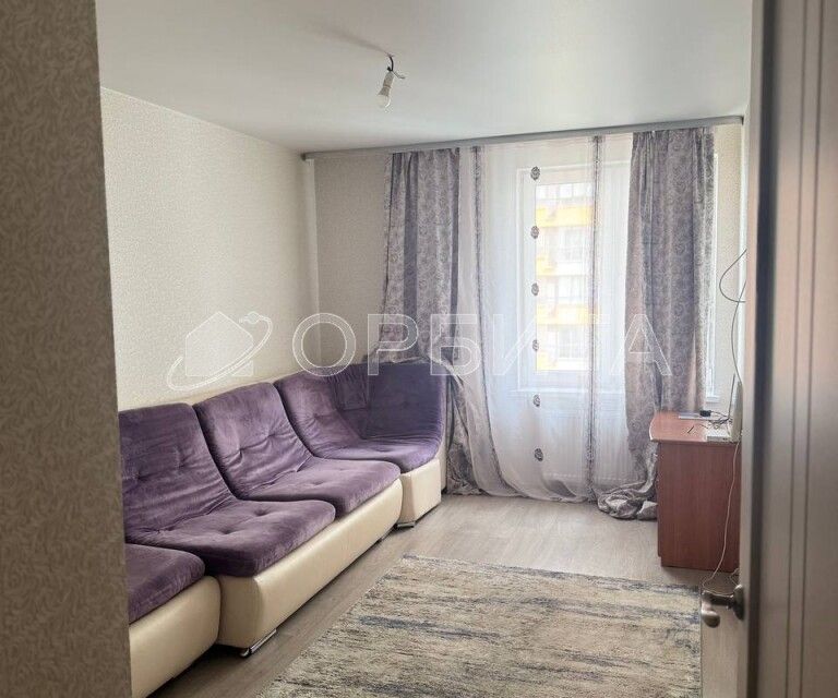 Продаётся 1-комнатная квартира, 42.7 м²