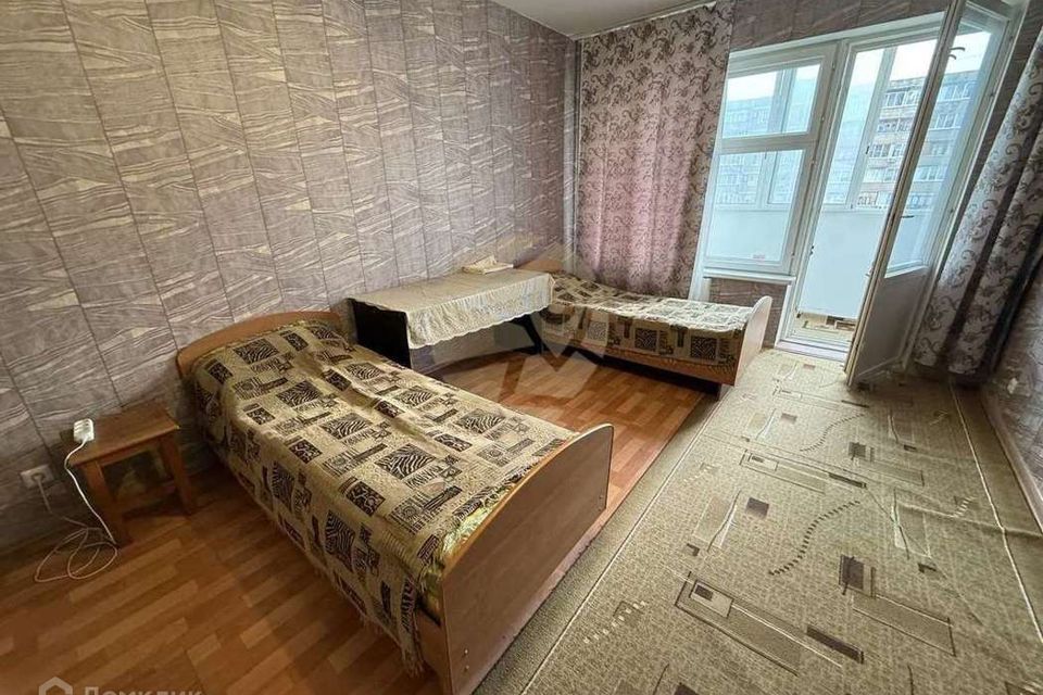 Сдаётся 2-комнатная квартира, 65 м²