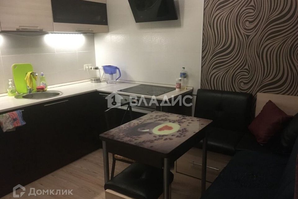 Продаётся 1-комнатная квартира, 38.4 м²