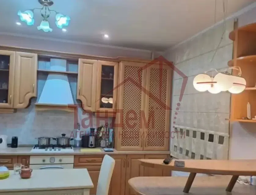 Продаётся 2-комнатная квартира, 65 м²