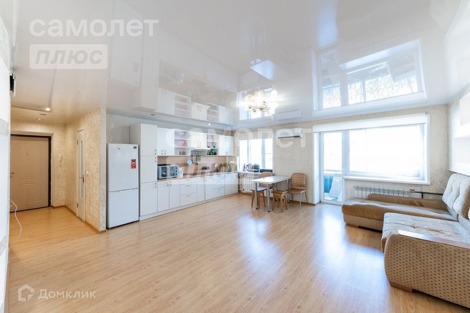 Продаётся 2-комнатная квартира, 57.6 м²