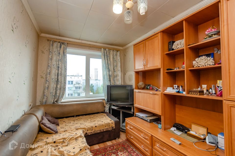 Продаётся 3-комнатная квартира, 57.5 м²