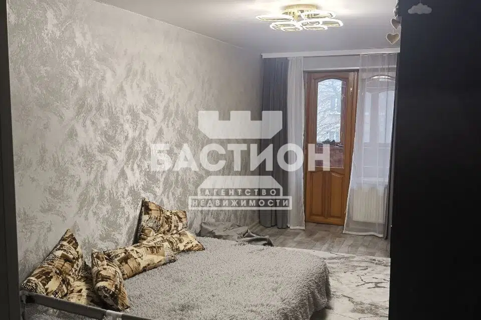 Продаётся 3-комнатная квартира, 60 м²