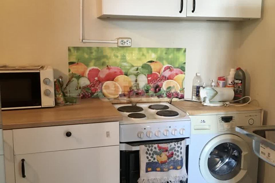 Продаётся комната в 1-комн. квартире, 18 м²