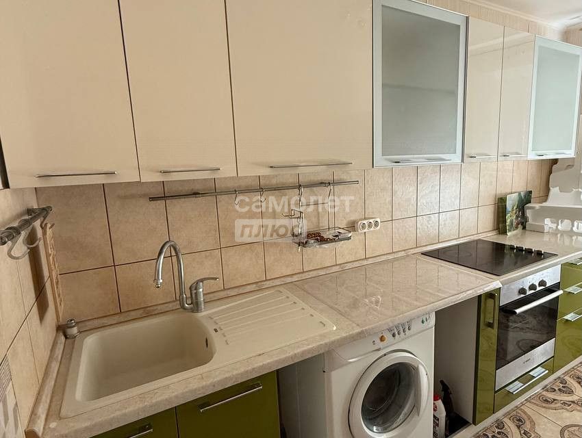 Сдаётся 1-комнатная квартира, 42 м²