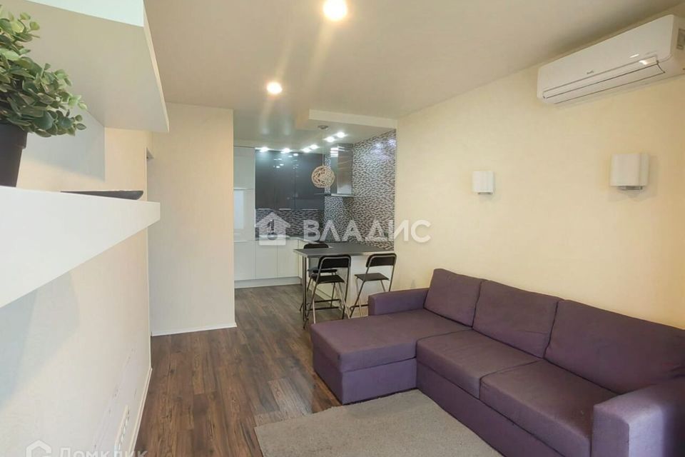 Продаётся 1-комнатная квартира, 41.6 м²