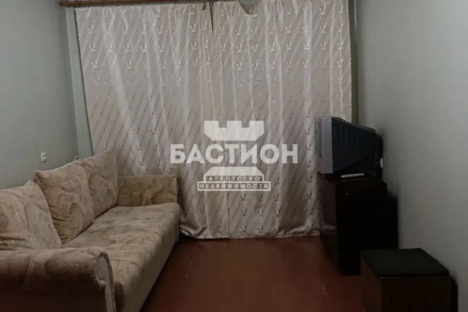Продаётся 2-комнатная квартира, 41.8 м²