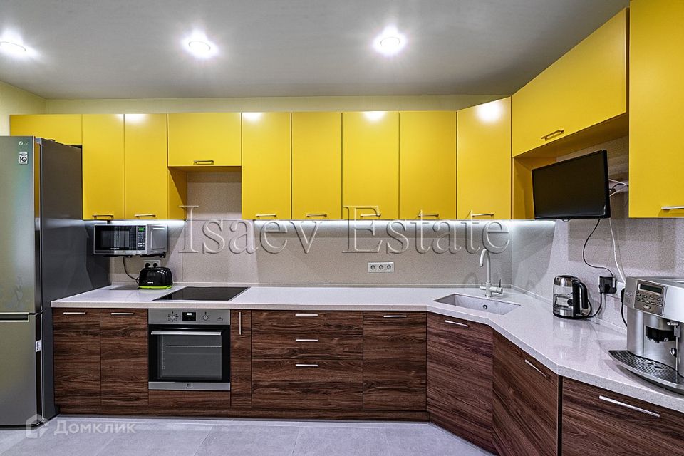 Продаётся 2-комнатная квартира, 73 м²
