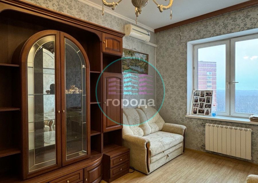 Продаётся 1-комнатная квартира, 39.9 м²