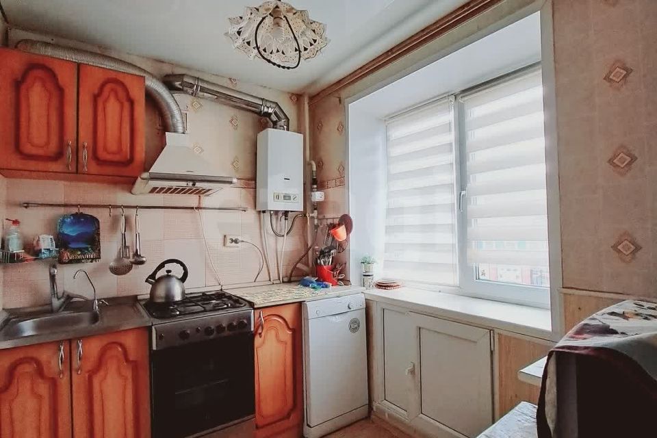 Продаётся 3-комнатная квартира, 62.5 м²