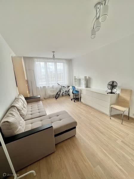 Сдаётся 1-комнатная квартира, 42 м²