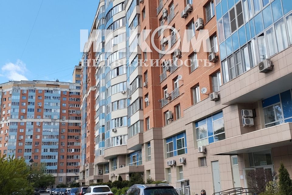 Продаётся 1-комнатная квартира, 38 м²