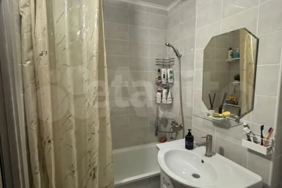 Продаётся 1-комнатная квартира, 38.7 м²