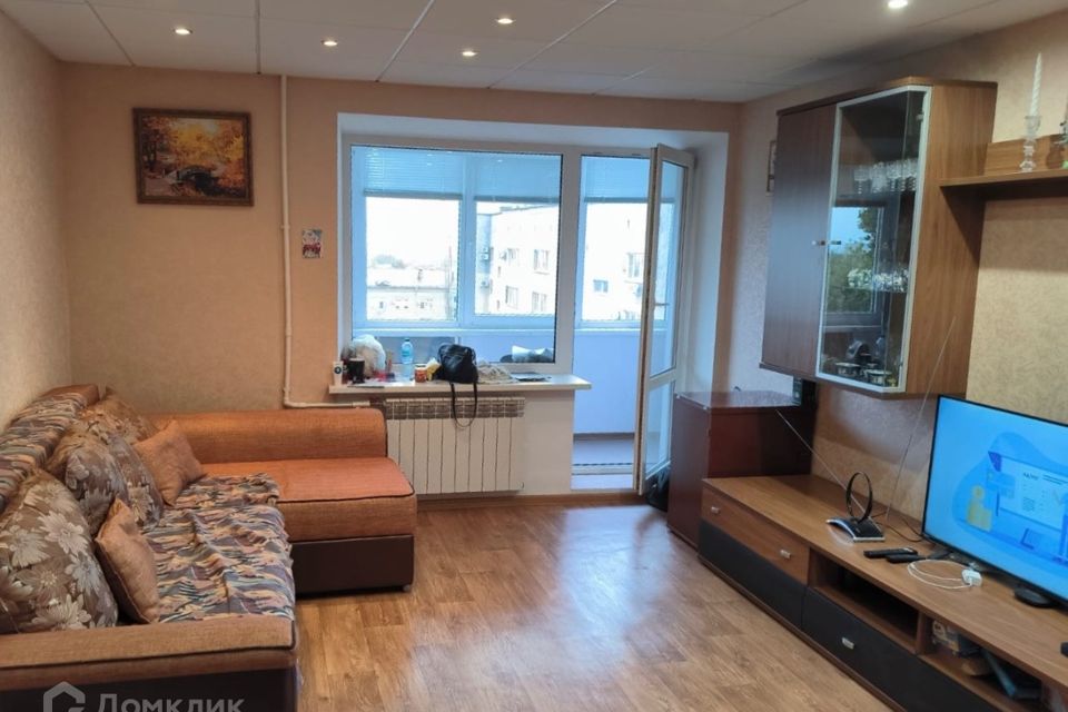 Продаётся 4-комнатная квартира, 74.4 м²