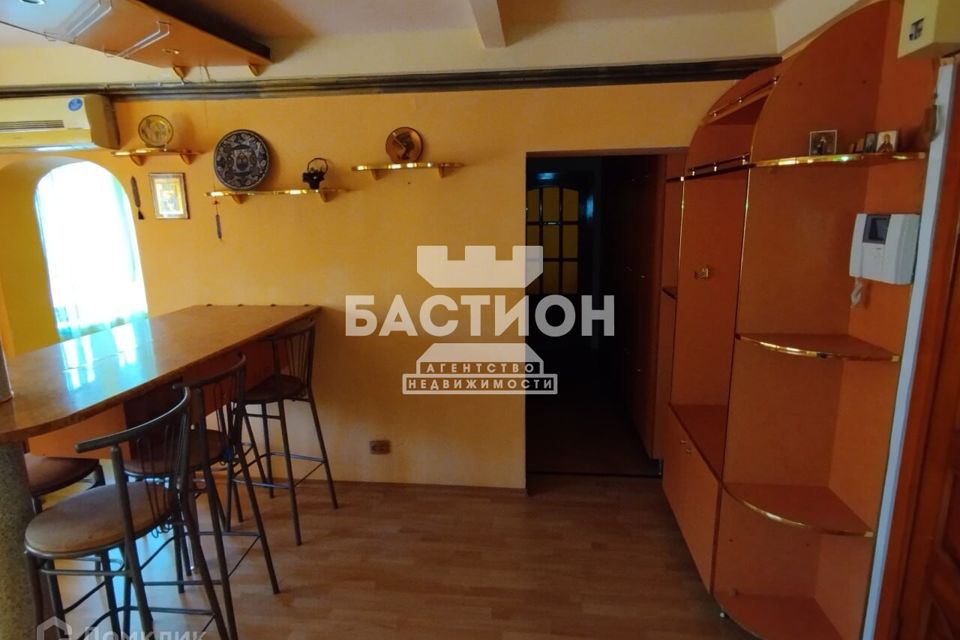 Продаётся 3-комнатная квартира, 74.4 м²