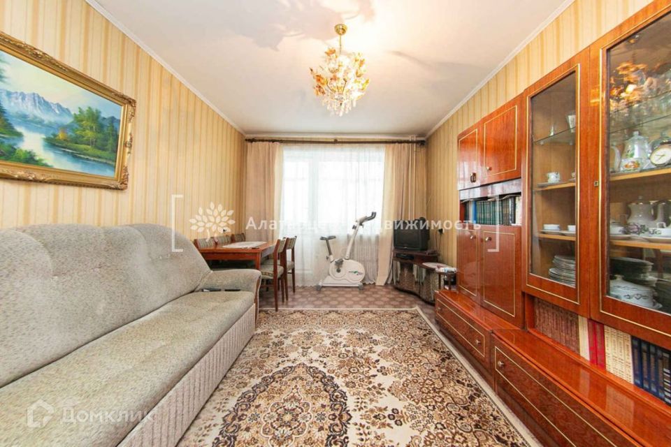 Сдаётся 2-комнатная квартира, 54 м²
