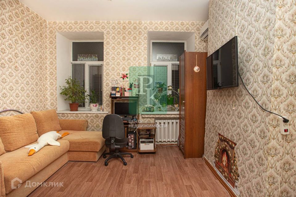 Продаётся 1-комнатная квартира, 28.4 м²