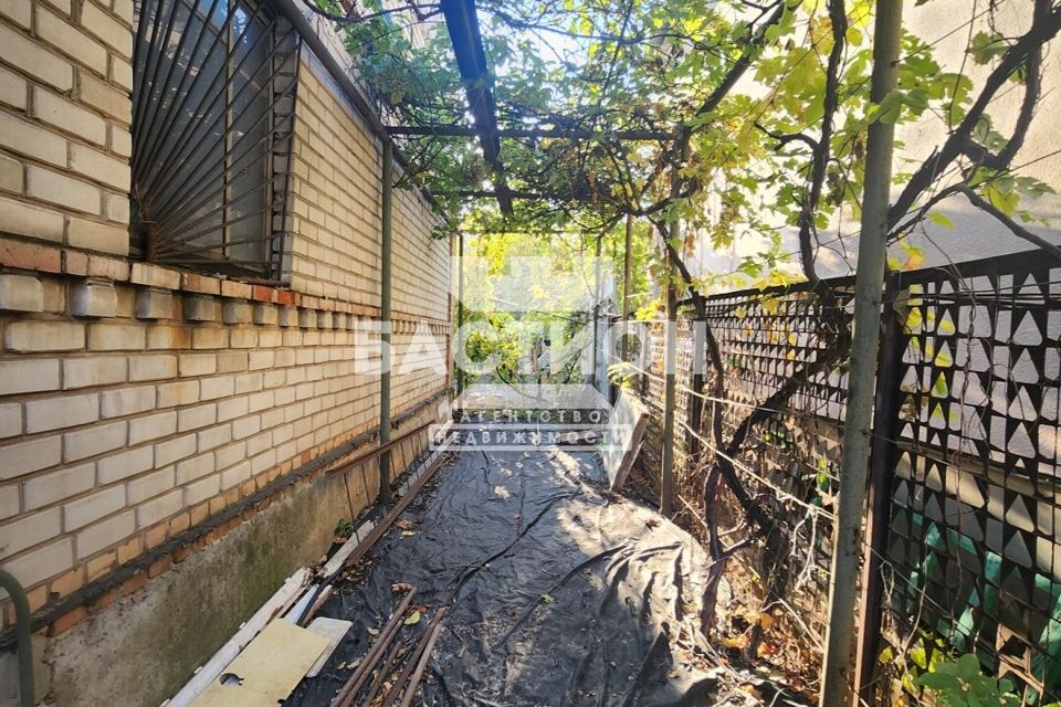 Продаётся 2-этажный дом, 216.3 м²