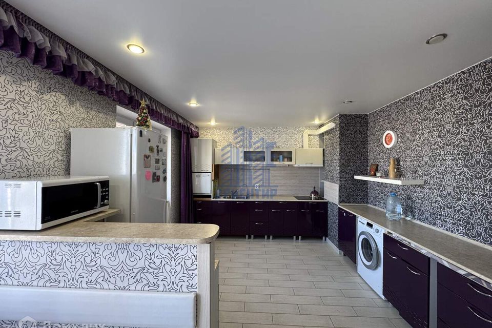 Продаётся 2-комнатная квартира, 61.8 м²