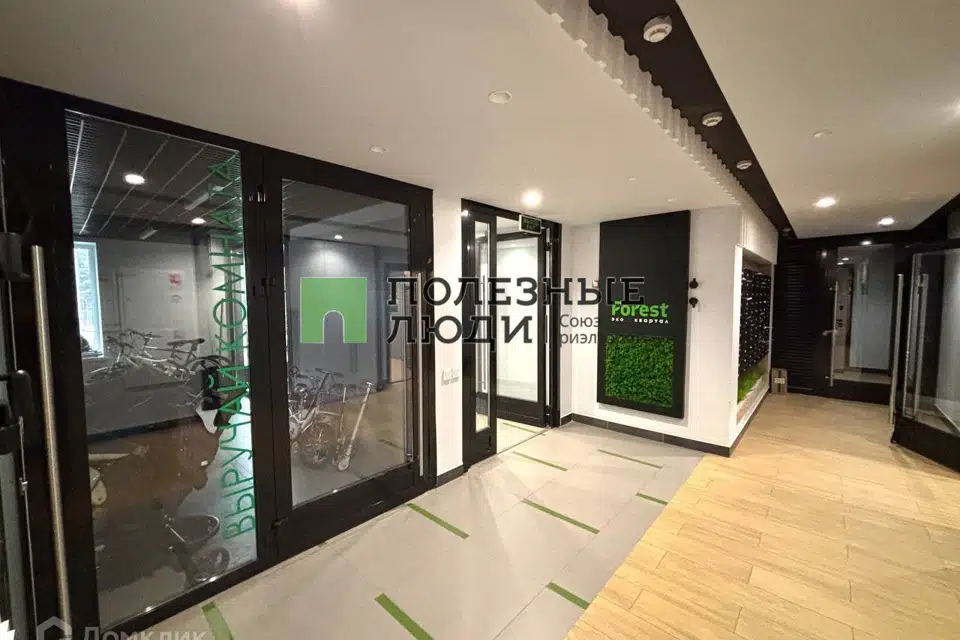 Продаётся 4-комнатная квартира, 73 м²